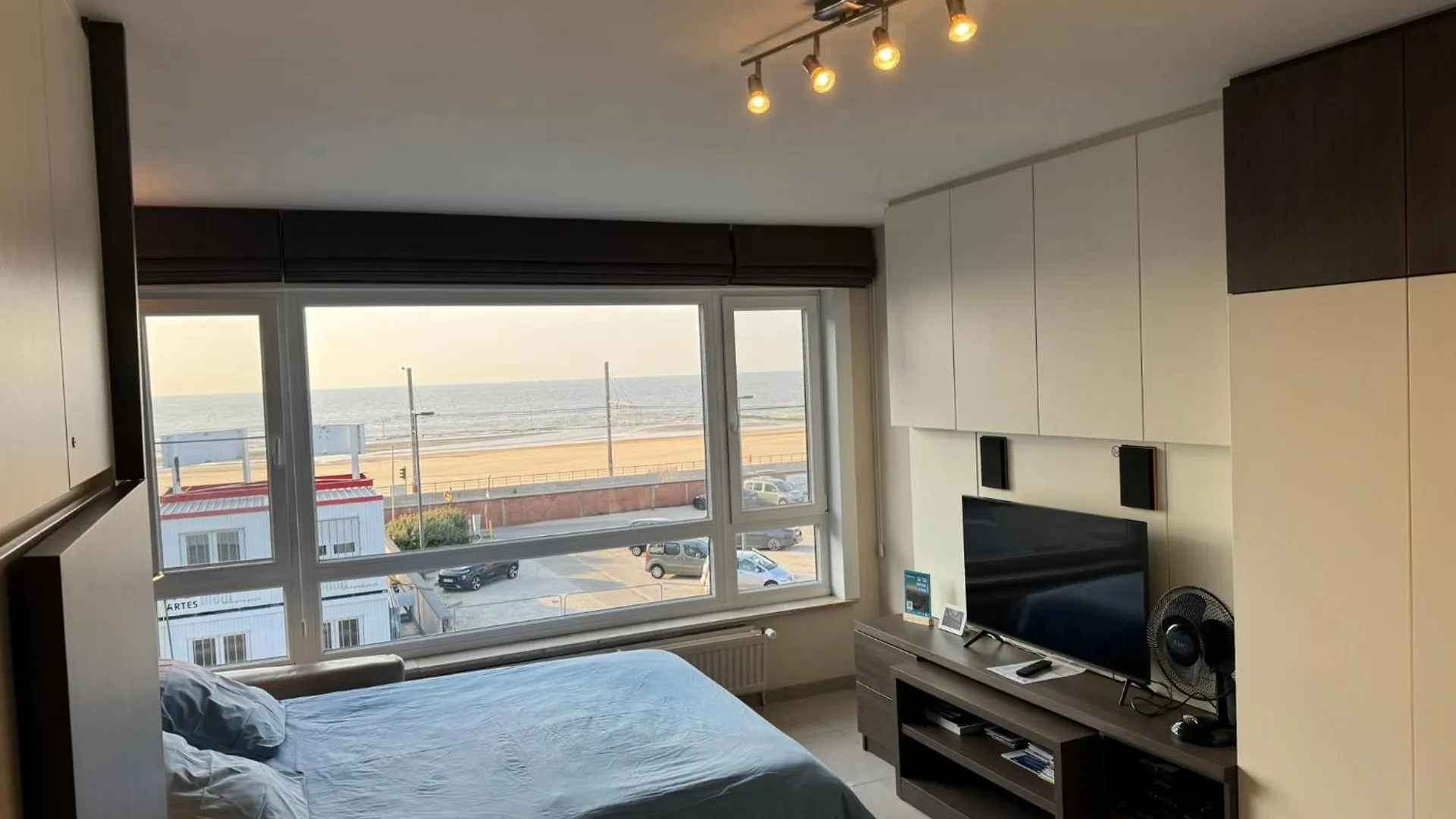 Splendid Seaview - Ostend Luxury Studio 4 Persons At Beach And Sea 0*,