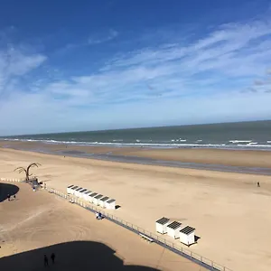  Apartment Geniet De Zee Met Top-appartement Fuji Belgien